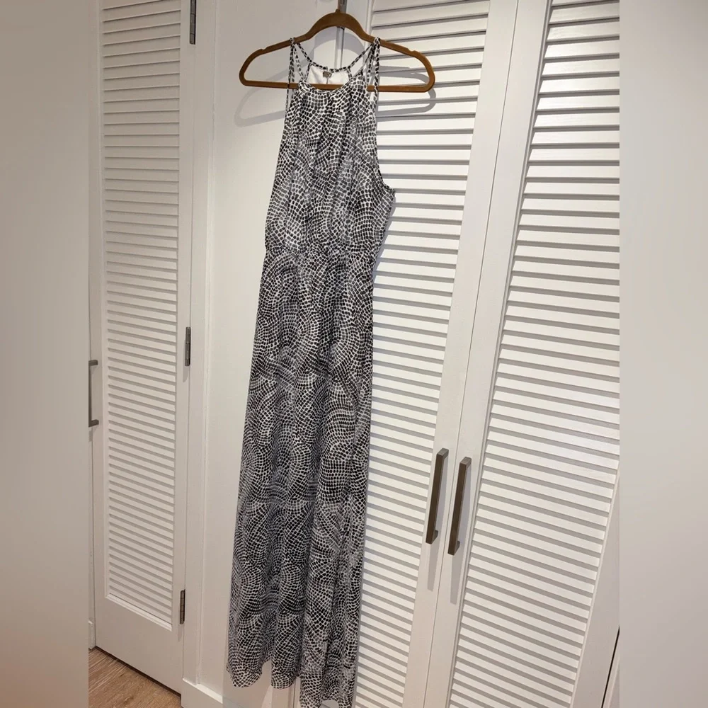 H&M Monochrome Patterned Maxi Dress - Picture 1 of 8